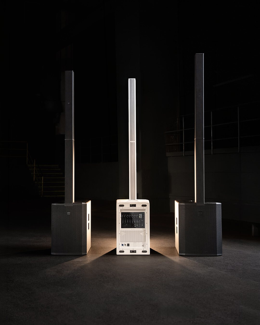 Drei MAUI G3 Systeme mit der weißen MAUI 44 G3 MIX in der Mitte