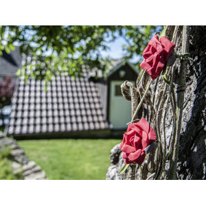 Europalms Rosengirlande (EVA), künstlich, rot