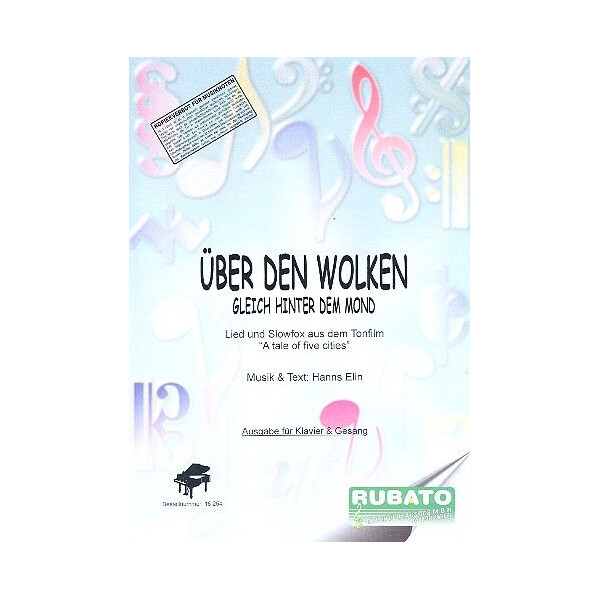 Über den Wolken gleich hinter dem Mond