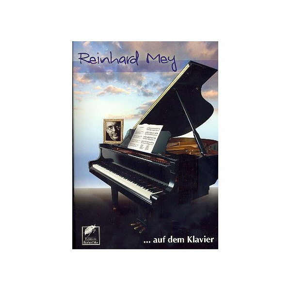 Reinhard Mey auf dem Klavier