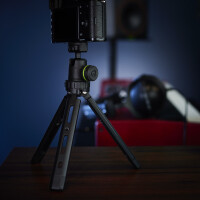 Gravity VS Tripod 01 B