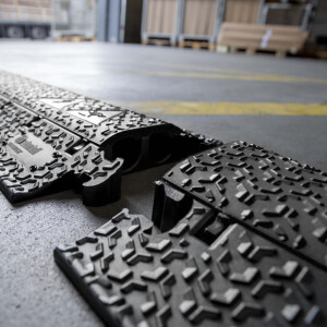 Defender MICRO 2 BLK