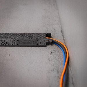 Defender XPRESS 100 BLK