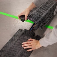 Defender XPRESS 100 BLK RETAIL