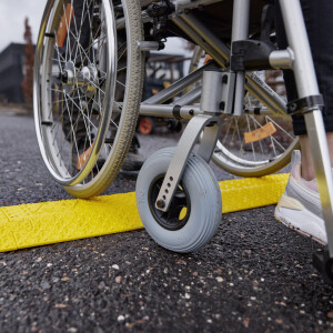 Defender XPRESS 100 YEL