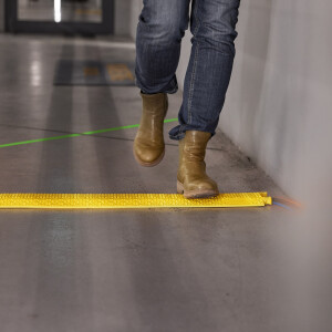 Defender XPRESS 40 YEL RETAIL