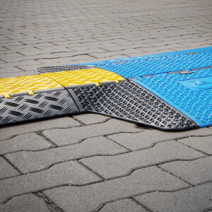 Defender MIDI 5 2D Adapter to MIDI 5 female