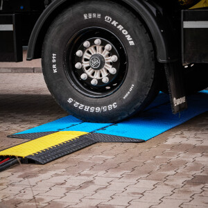 Defender MIDI 5 2D RAMP BLU