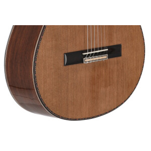 Manuel Rodriguez Junior Masterguitar Cedar
