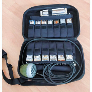 Seydel hard case for 20 Blues harmonicas with neck strap