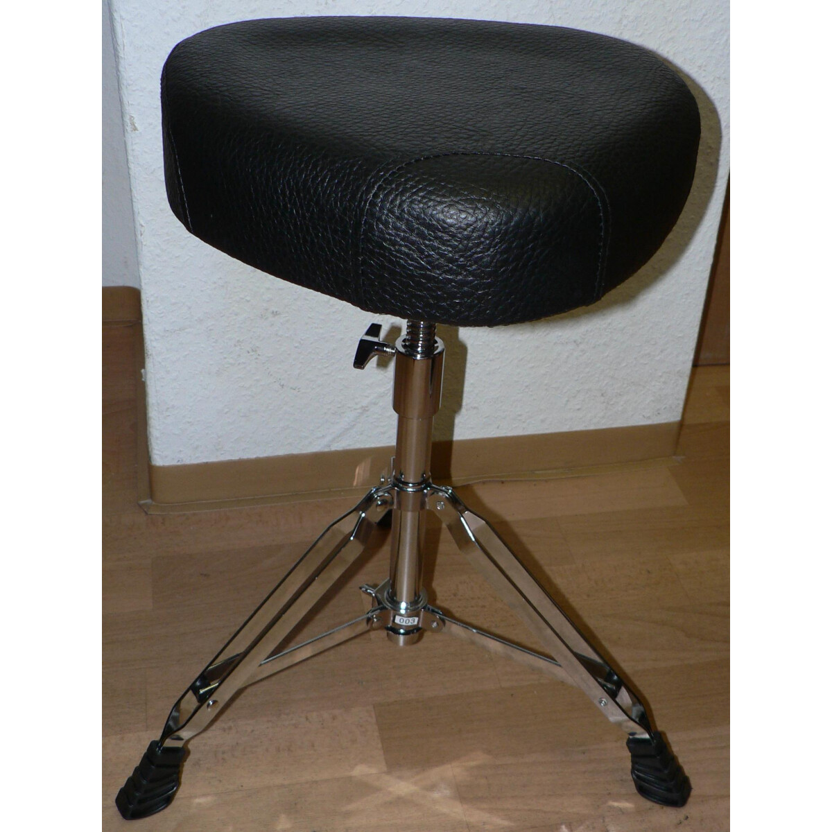 DRUMTE  Drumhocker GD-1 mit Sattelsitz d box