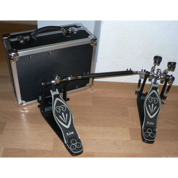 DRUMTE  Doppelfußmaschine JW2003-A inkl. Koffer Twin Pedal