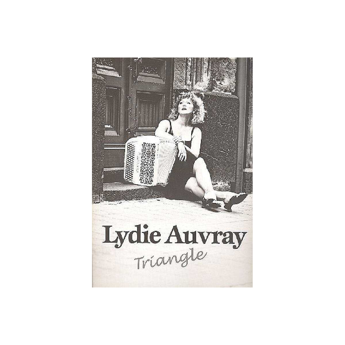 Lydie Auvray Triangle box
