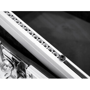 Roadinger mixer case Road MCB-12 inclined 8HE black