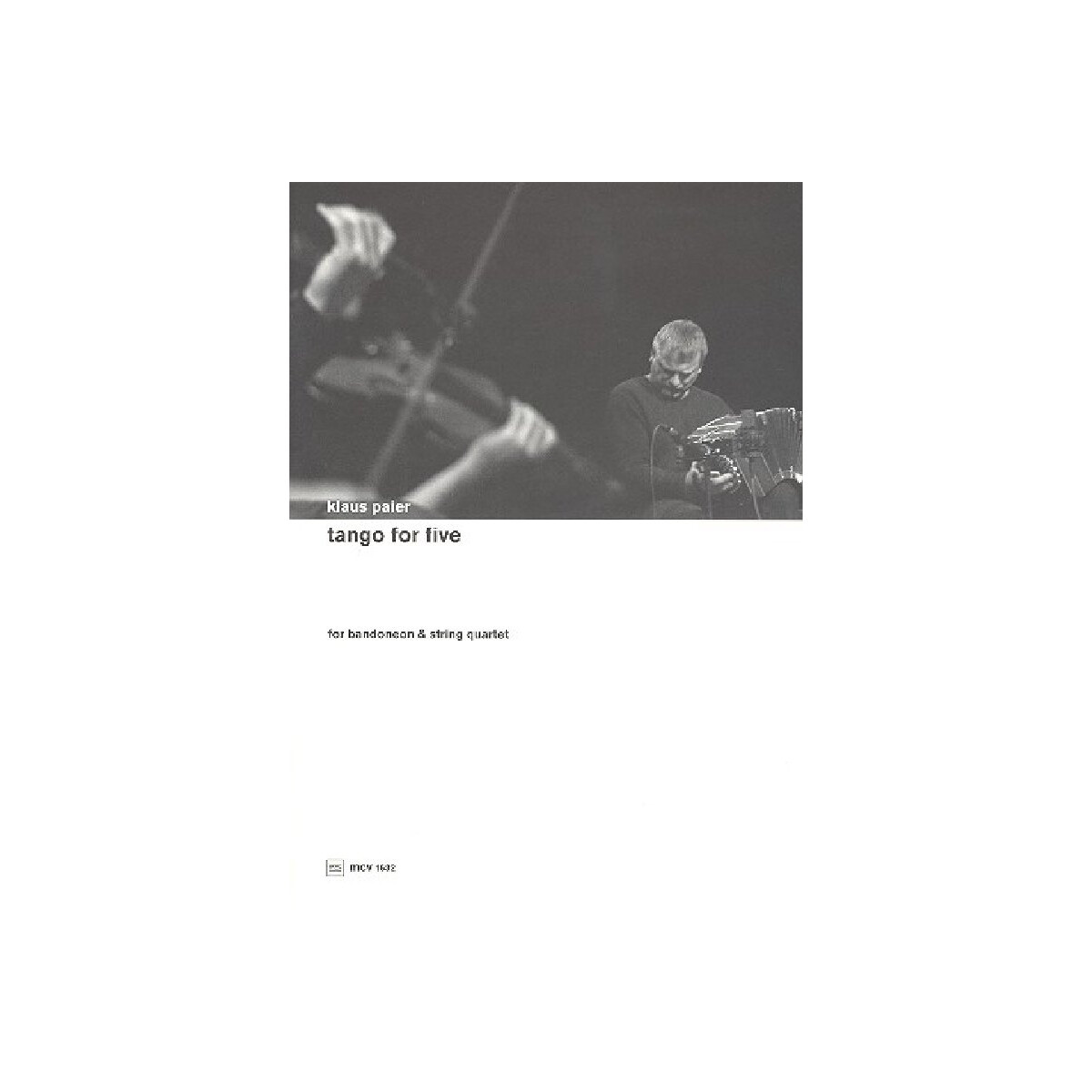 Tango for five für Bandoneon und box
